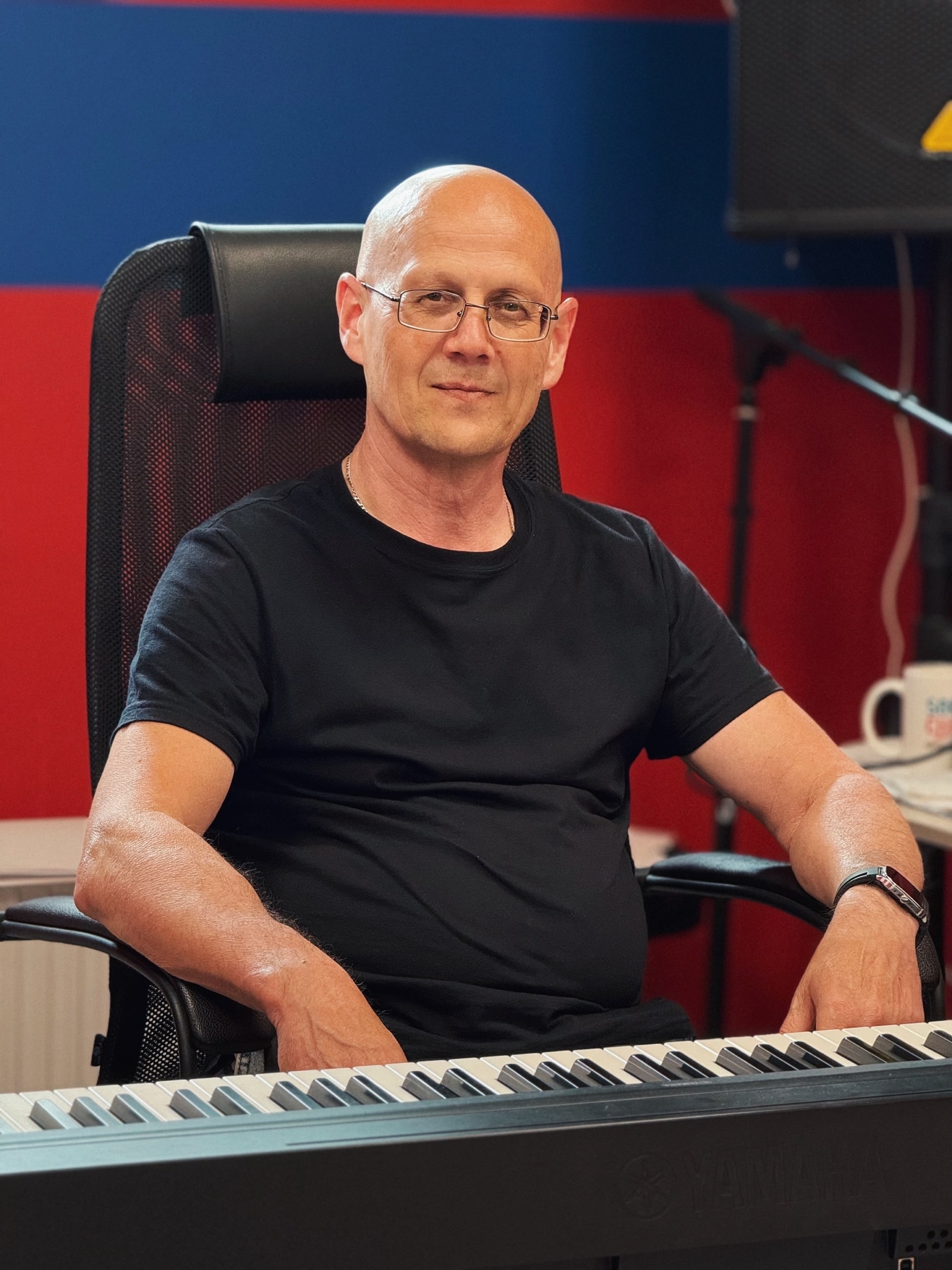 РАДМИР ГИНИАТУЛЛИН — преподаватель вокала